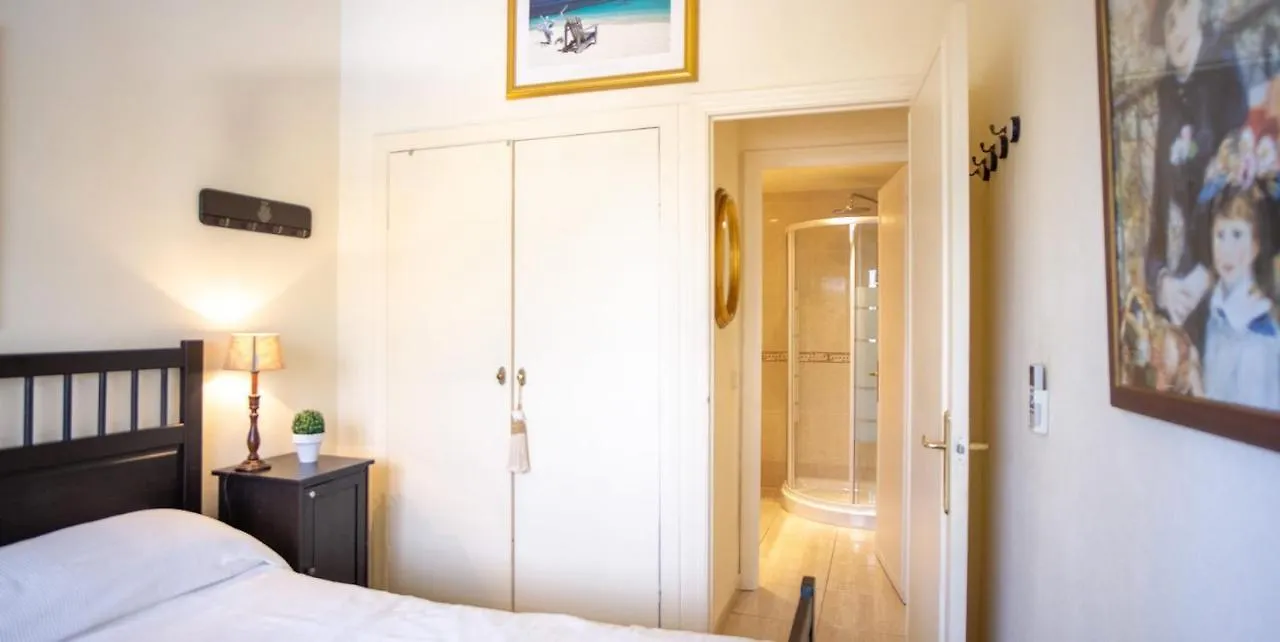 Skol 130. One Bedroom Apartment With Sea Views In Marbella Centre Spain