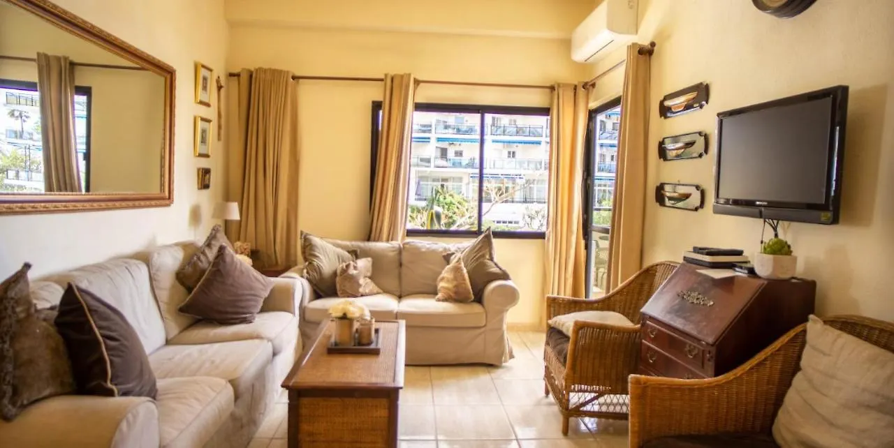 Skol 130. One Bedroom Apartment With Sea Views In Marbella Centre location