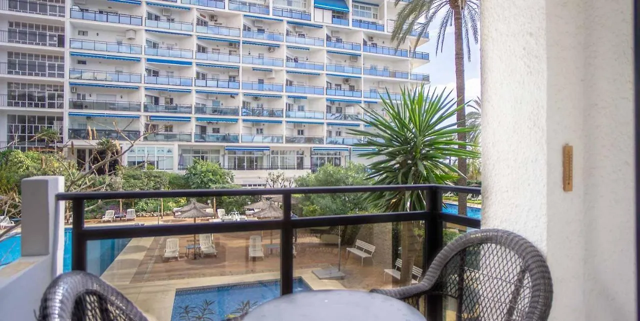 Skol 130. One Bedroom Apartment With Sea Views In Marbella Centre