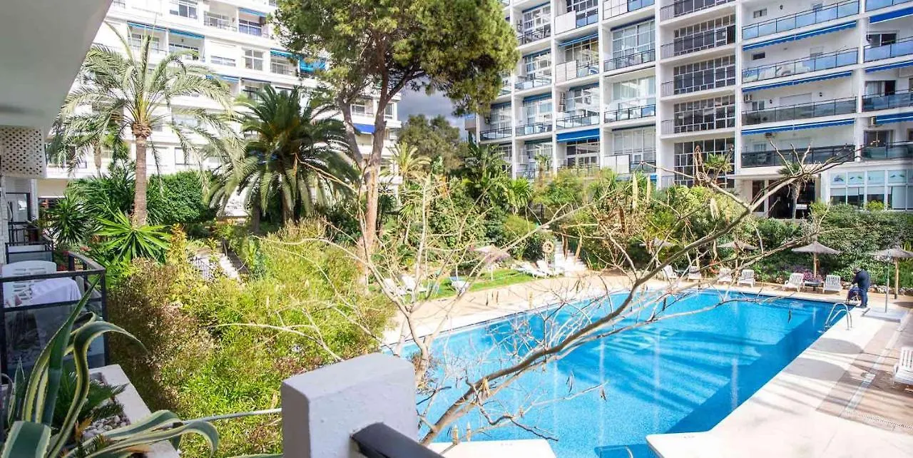 Skol 130. One Bedroom Apartment With Sea Views In Marbella Centre